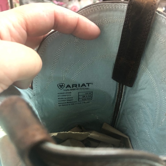 Ariat oiled western boots for women - Picture 5 of 11